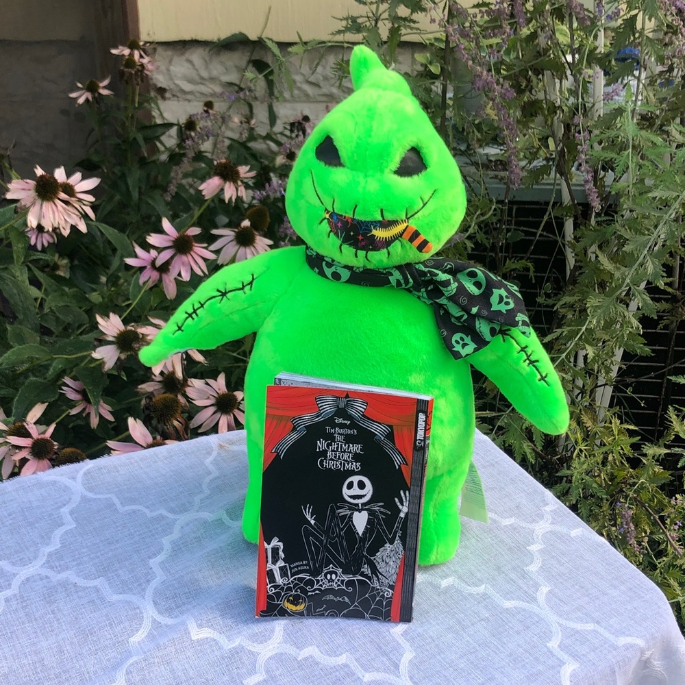 DISNEY TIM BURTON Nightmare before Christmas Build a Bear XL Oogie Boogie & book